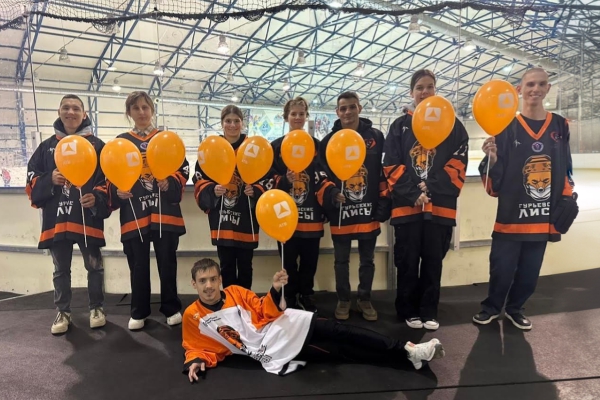 АТБ помог команде по адаптивному хоккею «Гурьевские Лисы» в Москве