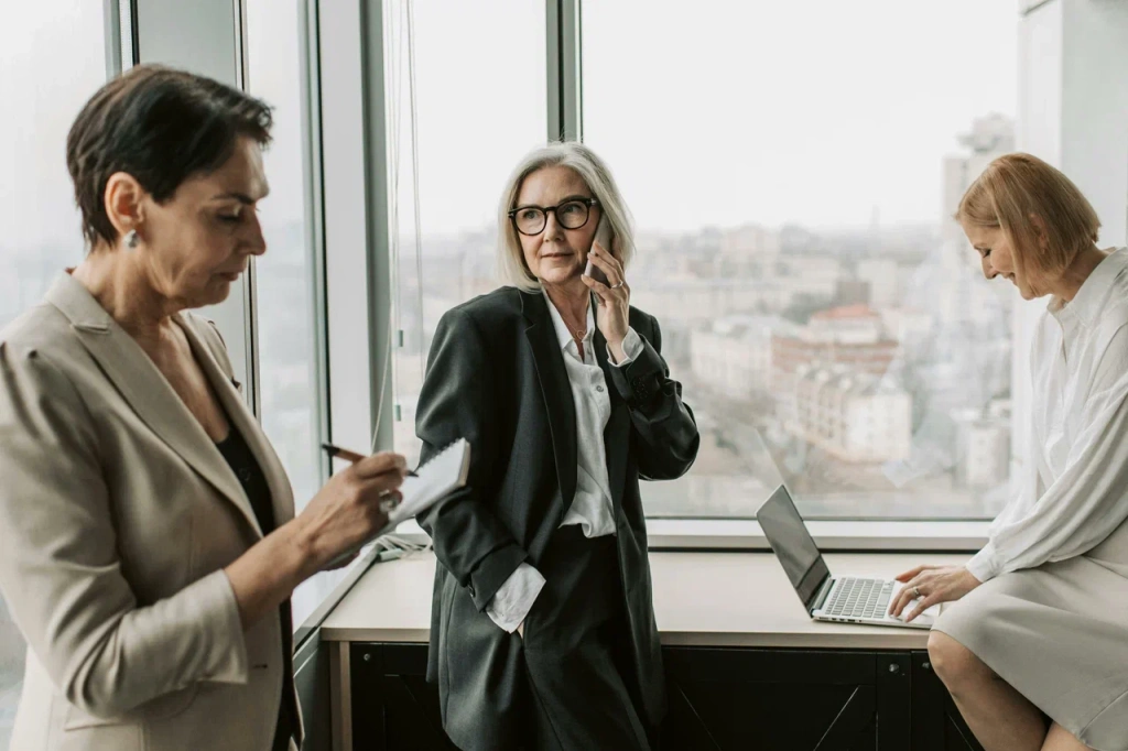 Деловые женщины